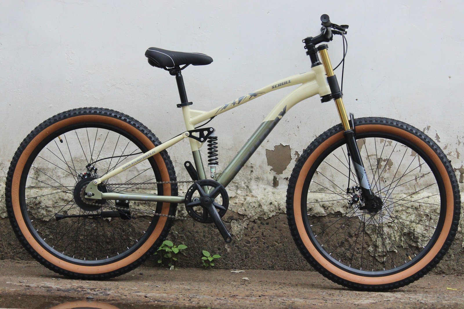 STURDY BIKES SCRULL MTB WITH DUAL DISC BRAKES DUAL SUSPENSION - Image 10