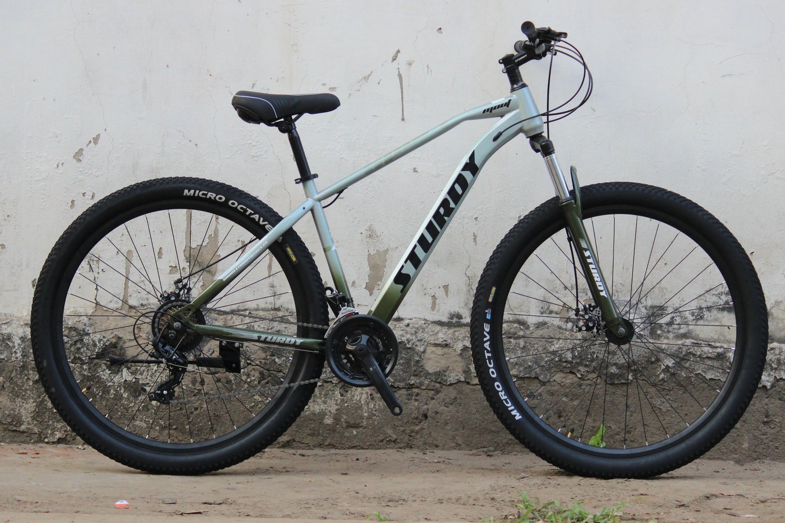 STURDY BIKES MOUT MTB WITH DUAL DISC BRAKES FRONT SUSPENSION- MULTI SPEED - Image 3