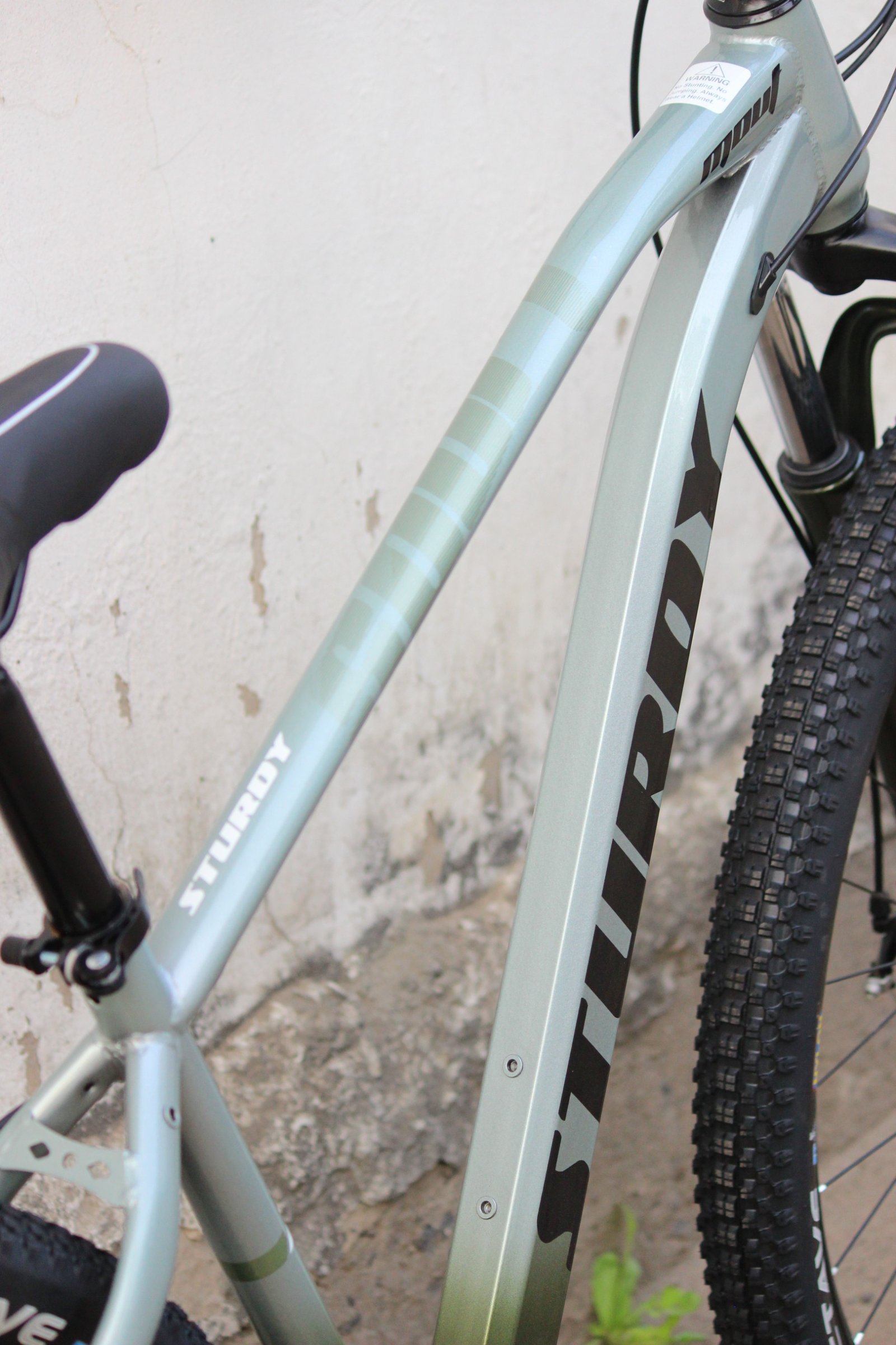 STURDY BIKES MOUT MTB WITH DUAL DISC BRAKES FRONT SUSPENSION- MULTI SPEED - Image 7